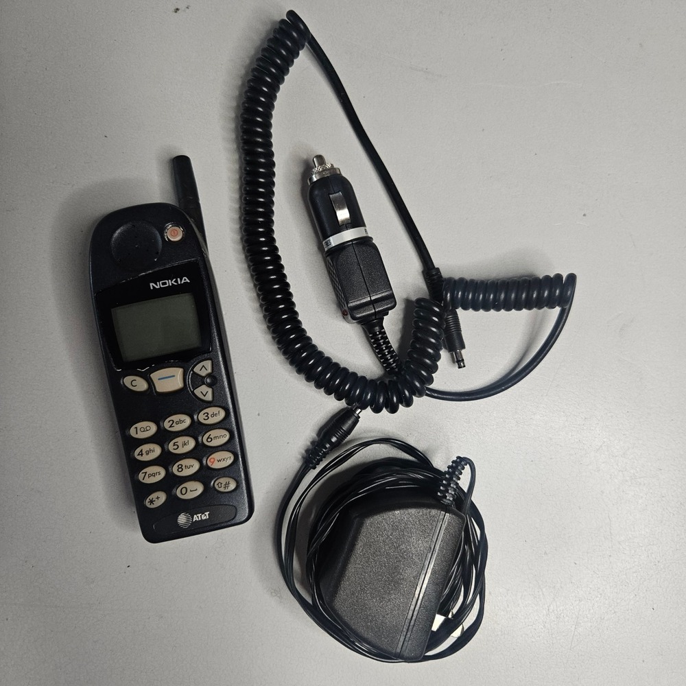 Vintage Nokia 5160 AT&T Cell Phone Bundle Wall Car Chargers Black UNTESTED